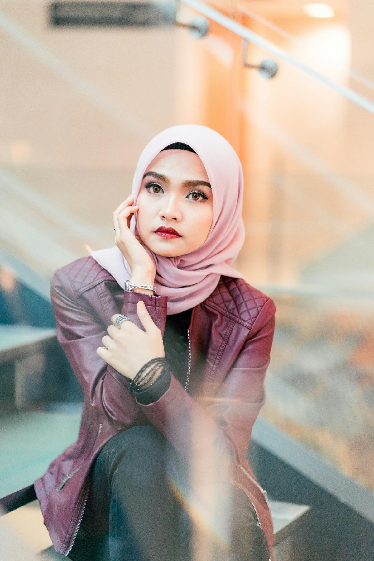 6 Inspirasi Ide OOTD Hijab Simple untuk ke Kampus, Bisa Pilih Gaya yang Sesuai Kepribadian