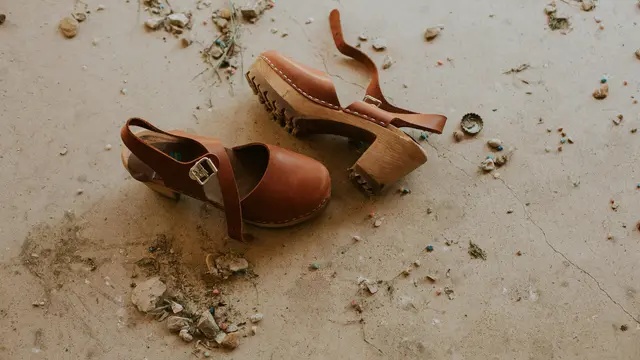 Model Sepatu Paling Cocok untuk Kaki Besar