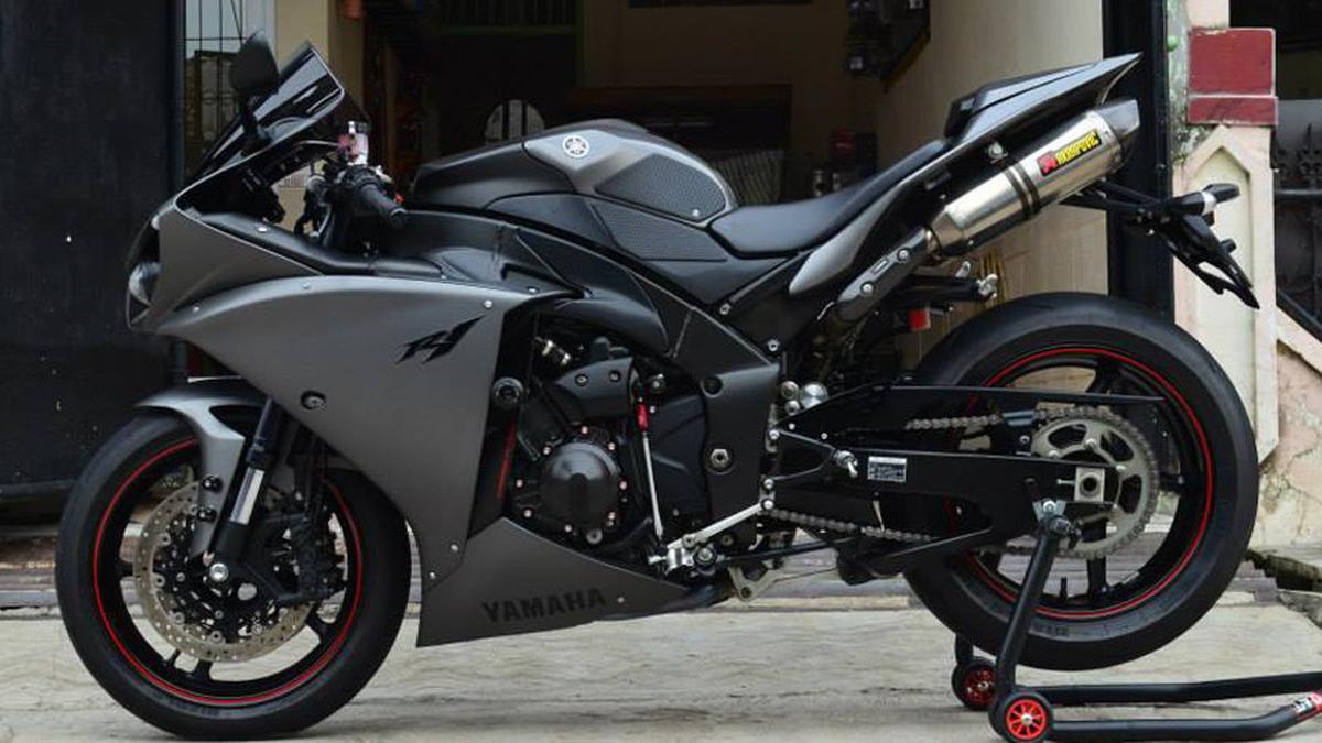 For Sale Yamaha R1 Matte Grey 2013 Full Spec dan Full Acc - Etalase  Otosia.com
