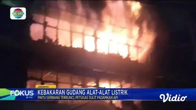 Simak informasi terkini dalam Fokus Pagi (09/12) dengan berita-berita sebagai berikut, Rumah Ambruk Terseret Banjir Bandang, Gudang Penyimpanan Gas Terbakar, Pelajar Sekolah Terlibat Kecelakaan, Penanganan Pengungsi Rohingya.