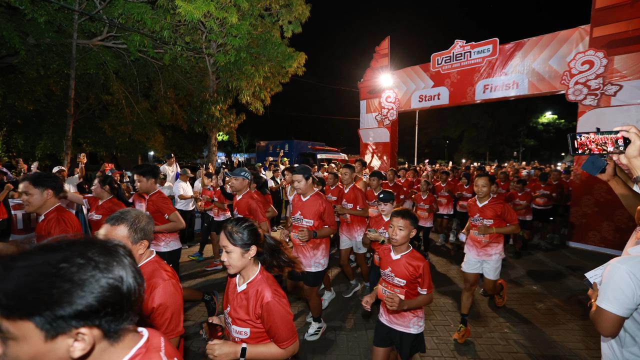 Lebih 800 Pelari Ikuti ValenTimes Night Run di Banyuwangi