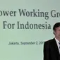 Dubes Amerika Serikat Robert Blake memberi sambutan usai penandatangan Nota Kesepahaman dengan Menteri ESDM Sudirman Said mengenai Power Working Group antara Indonesia-Amerika Serikat di kantor PLN Pusat Jakarta, Rabu (2/9/2015).(Liputan6.com/Johan Tallo)