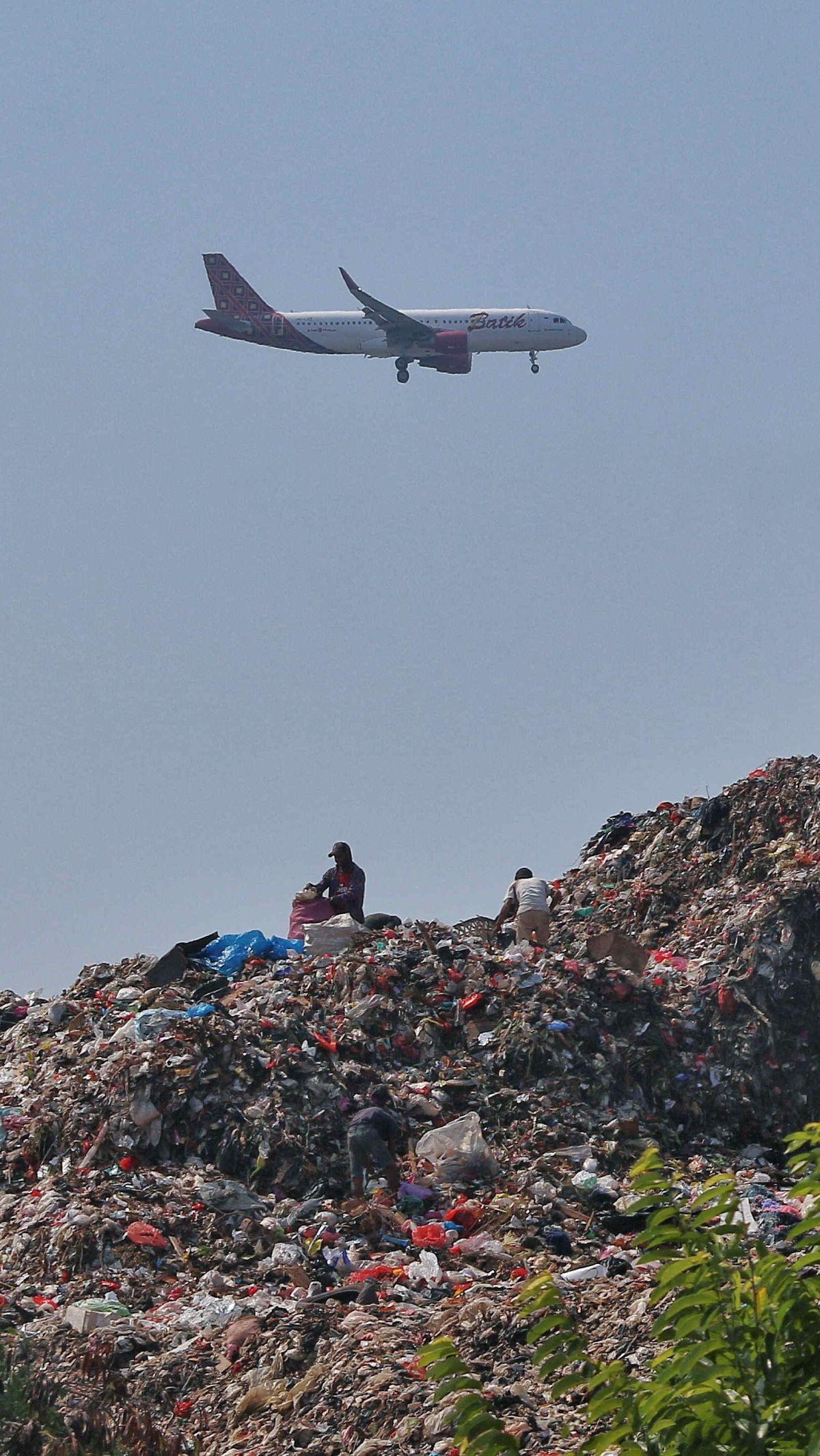 Semantara Indonesia, di tingkat dunia, kerap disorot sebagai salah satu negara dengan penanganan<br>sampah yang buruk.