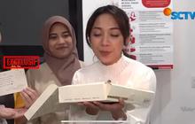 Momen Manis Dinda Kirana Dapat Surprise Ultah dari Pemain dan Fans Sinetron Luka Cinta