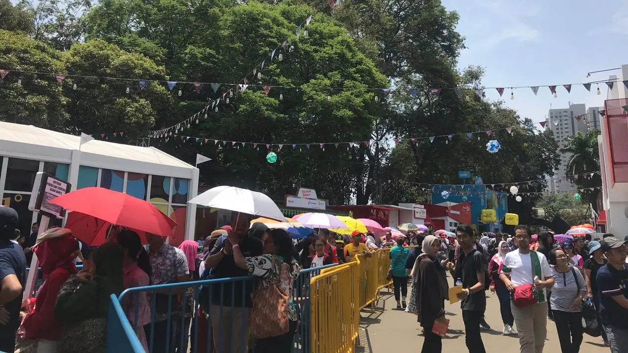Antusiasme warga berburu Merchandise Asian Games 2018