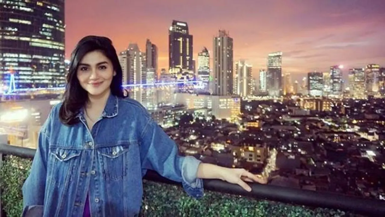 Hilda Vitria Khan