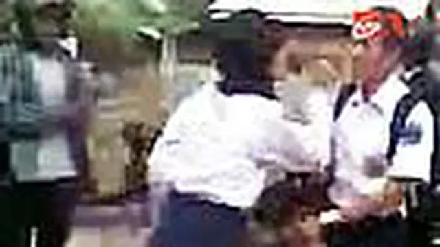 Sekolah Menskorsing Dua Pelajar Penganiaya
