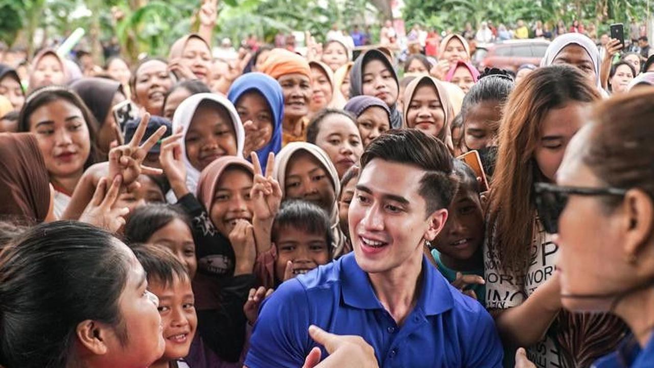 Pada Kamis (7/3/2024) malam, Verrell berterima kasih dan mengucap syukur atas terpilihnya sebagai anggota DPR RI Dapil Jabar VII.