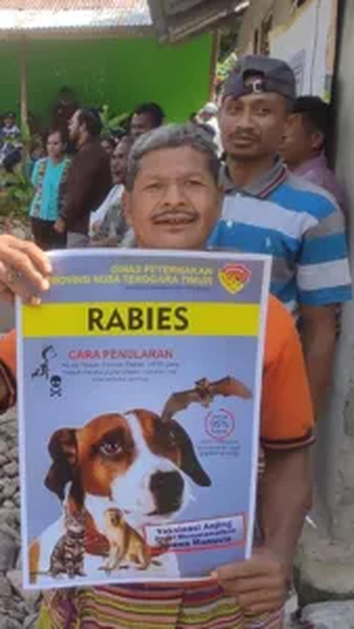 Saat ini ada 26 provinsi yang menjadi endemis rabies tapi hanya 11 provinsi yang bebas rabies yakni Kepulauan Riau, Bangka Belitung, DKI Jakarta, Jawa Tengah, DI Yogyakarta, Jawa Timur, Papua Barat, Papua, Papua Selatan, Papua Tengah, dan Papua Pegunungan