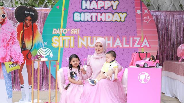 7 Potret Pesta Ulang Tahun Siti Nurhaliza Ke-43, Tampil Menawan dengan Tema Barbie