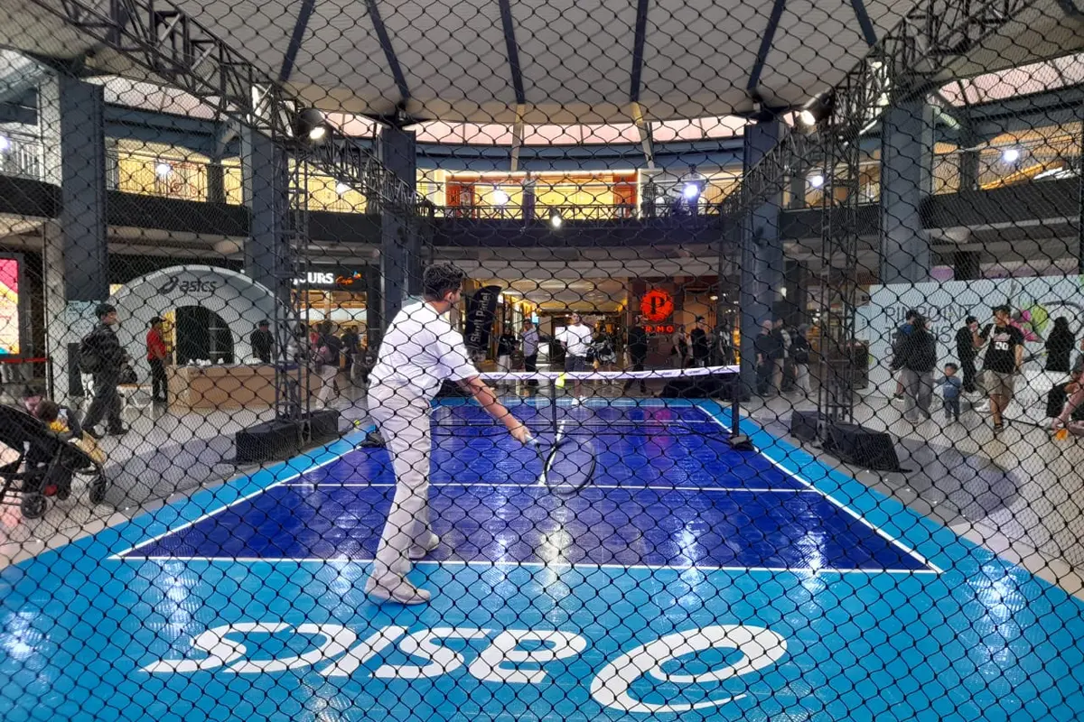 Amankah Sepatu Tenis Dipakai Main Padel?