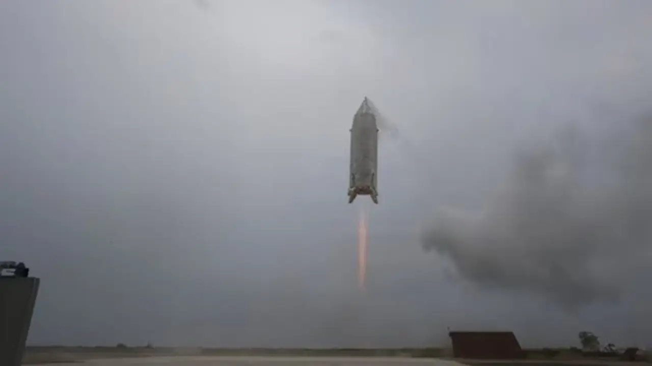 Prototipe roket yang dapat digunakan kembali RV-X milik Badan Eksplorasi Dirgantara Jepang (JAXA) meluncur dari Pusat Pengujian Roket Noshiro di Noshiro, Prefektur Akita, Jepang, pada 11 Juli 2026.