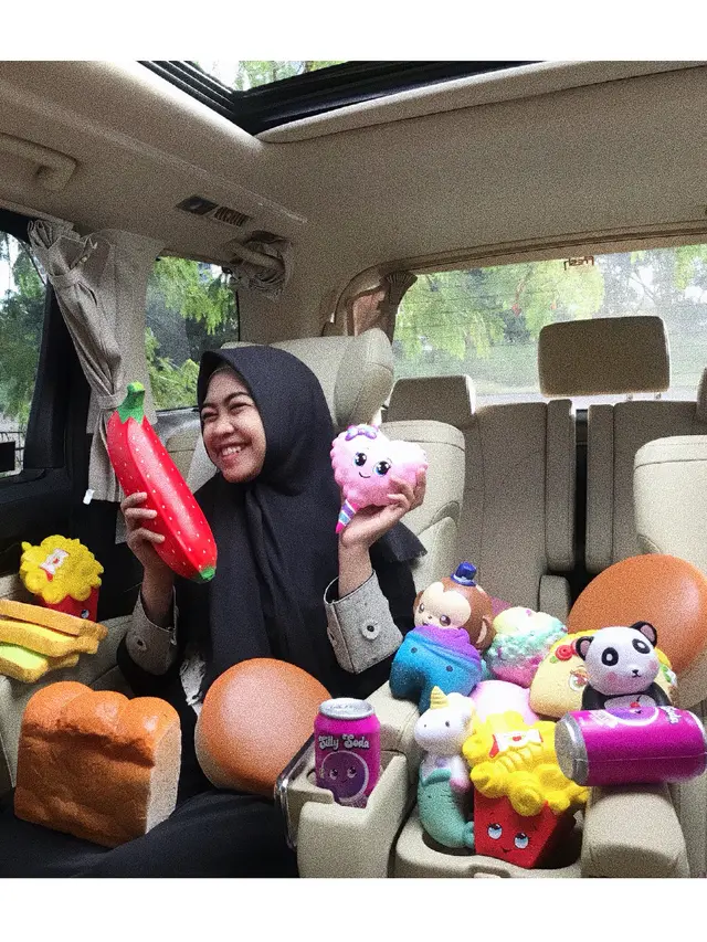 Potret Koleksi Squishy Ria Ricis (sumber: instagram/riaricis1795)
