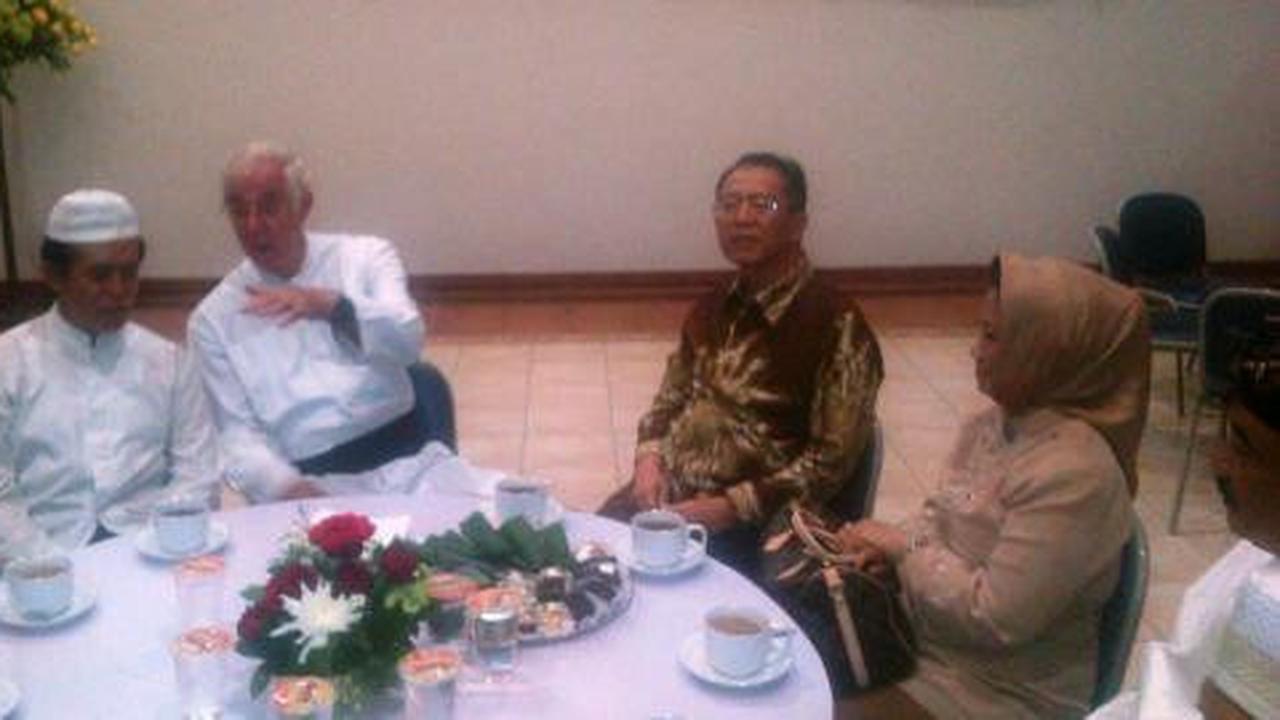 Tokoh lintas agama hadiri silaturahmi Natal di Katedral Bandung