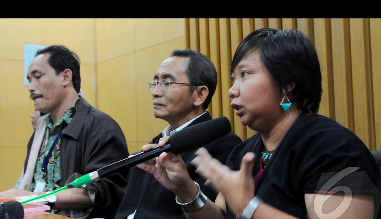 Menurut Direktur Eksekutif Migrant Care Anis Hidayah sekitar 400-500 TKW yang datang mengadu kepadanya mengaku dimintai uang oleh oknum di Bandara Soekarno-Hatta, Jakarta, Rabu (6/8/2014) (Liputan6.com/Andrian M Tunay)