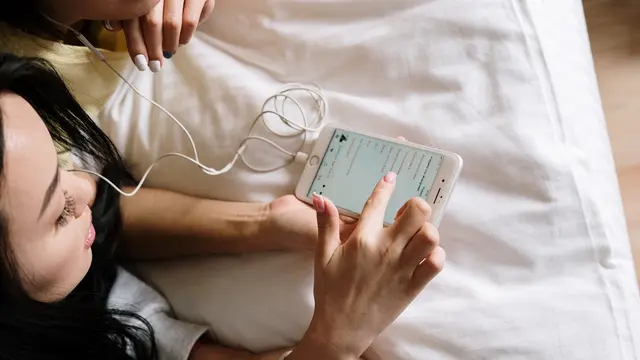 Mendengarkan Musik Instrumen