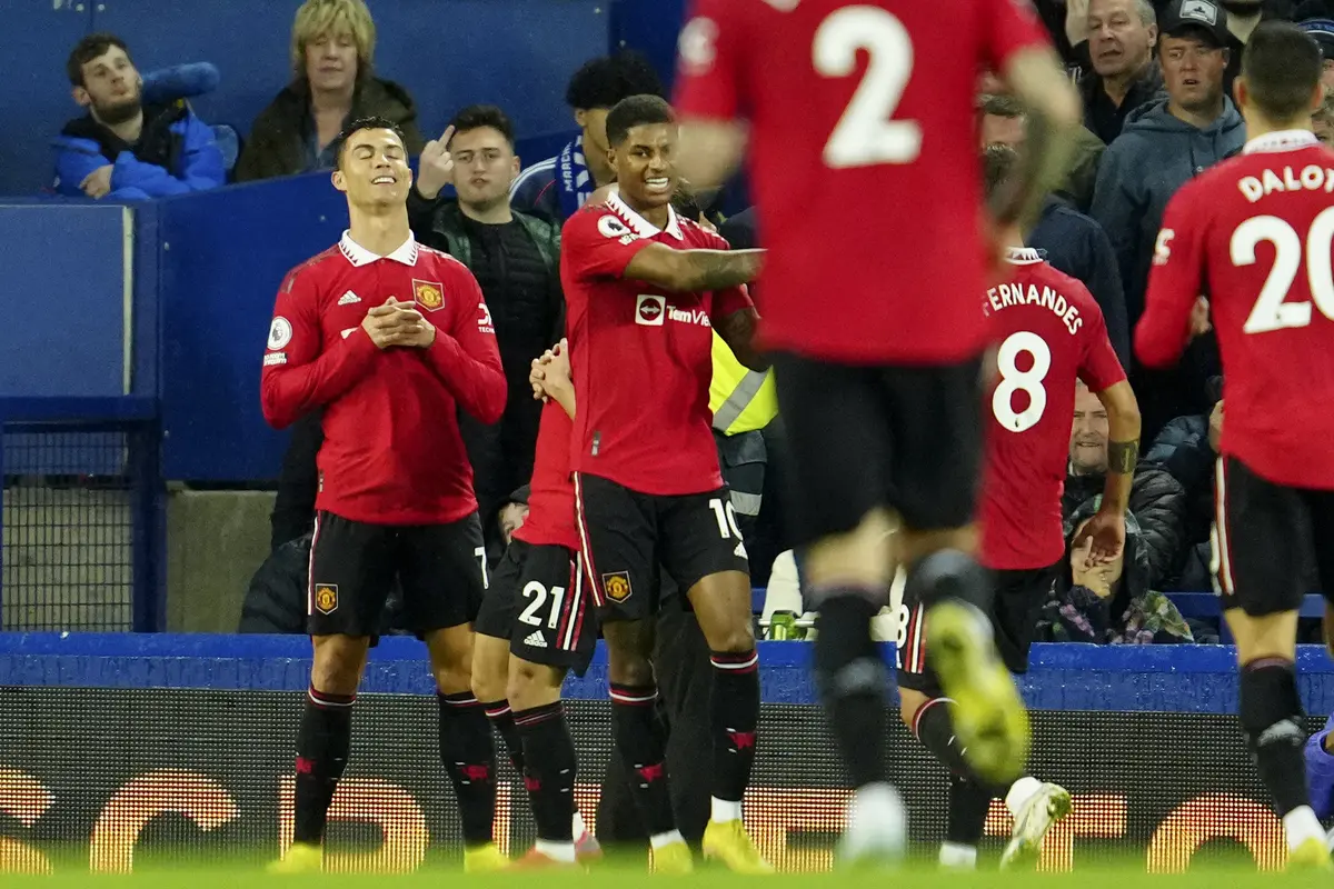 Ronaldo Cetak Gol, Manchester United Kalahkan Tuan Rumah Everton
