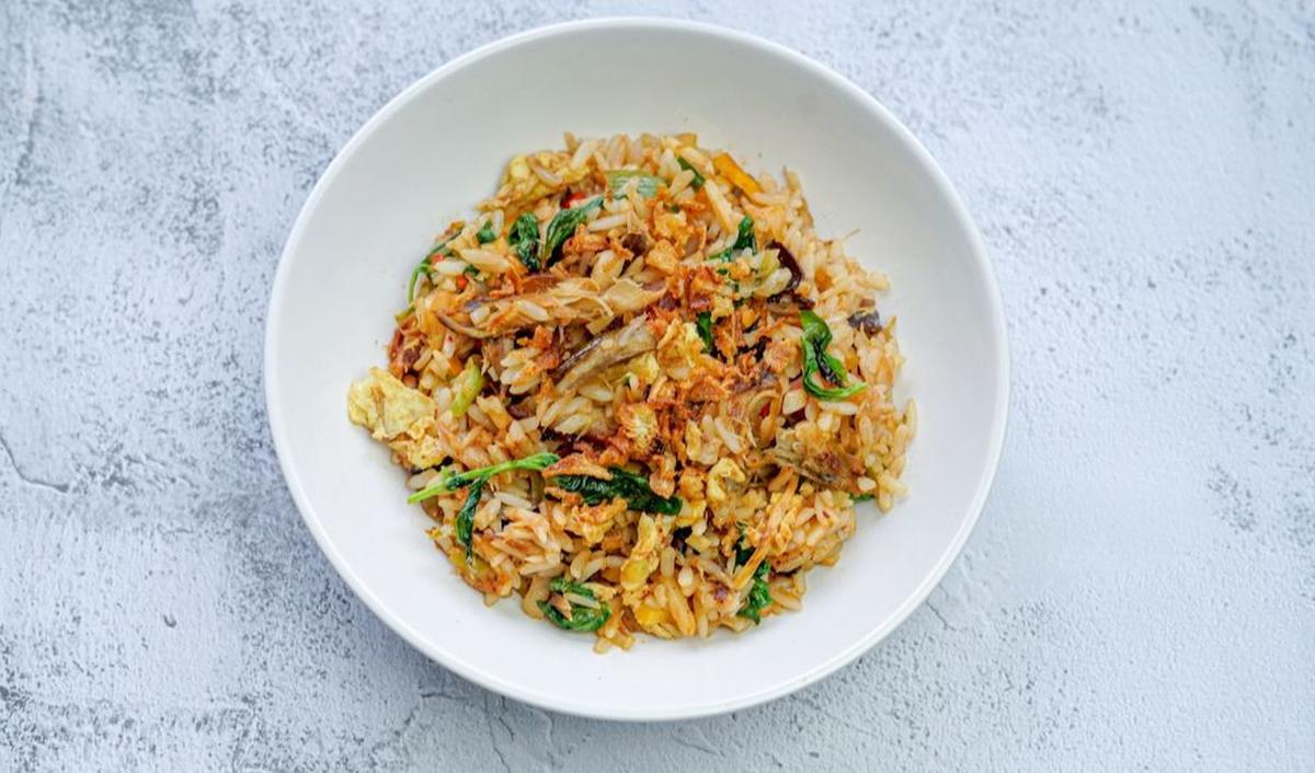 5. Nasi Goreng Cakalang Manado