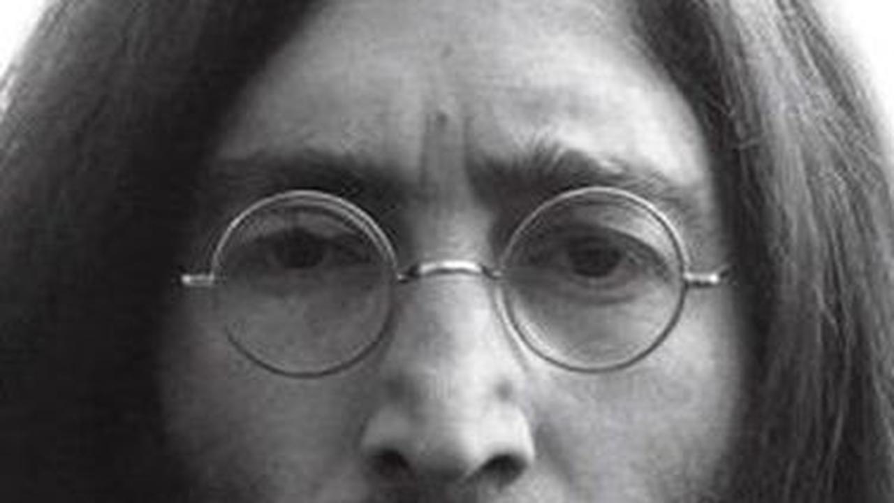 John Lennon Membenci Suaranya Sendiri <br>