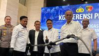 Kabel SUTET yang terputus penyebab Sumatra Blackout. (Liputan6.com/Delvira Hutabarat)