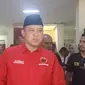 Ketua DPC PDIP Kota Bekasi Tri Adhianto dan Caleg Maryanto