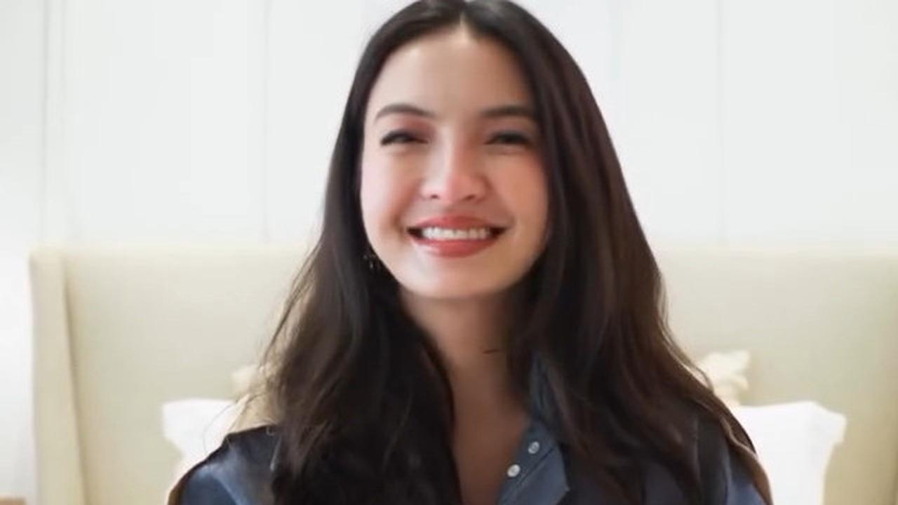 IntipPotret Rumah Impian Raline Shah di Medan, Dominan Warna Putih yang Elegan