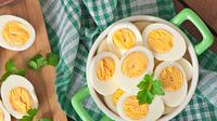 How to make a hard boiled egg. (Photo: timolina/Freepik)