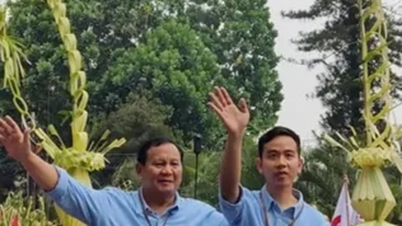 VIDEO: Ribuan Pendukung Prabowo-Gibran Antar Daftar KPU, Penuhi Jalan Dekat Rumah Megawati