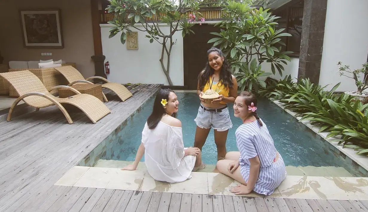 (Instagram/chelseaislan)