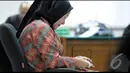 Dalam pembelaannya, Atut mengaku kaget mendapat 'hadiah' berupa tuntutan pidana 10 tahun penjara dan pencabutan hak politik dari jaksa, Pengadilan Tipikor Jakarta, Kamis (21/8/2014) (Liputan6.com/Panji Diksana)