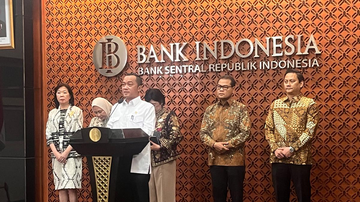 Mensesneg: Presiden Belum Bahas Pengganti Perry Warjiyo