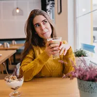 Senyum./Copyright&nbsp;freepik.com/author/lookstudio