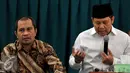 Ketua Umum PKB, Muhaimin Iskandar (kanan) dan Menteri Desa PDTT, Marwan Jafar menggelar doa bersama untuk kesuksesan Muktamar NU ke-33, Jakarta, Kamis (30/7/2015). Muktamar tersebut akan digelar 1-5 Agustus 2015 di Jombang, Jatim.(Liputan6.com/JohanTallo)