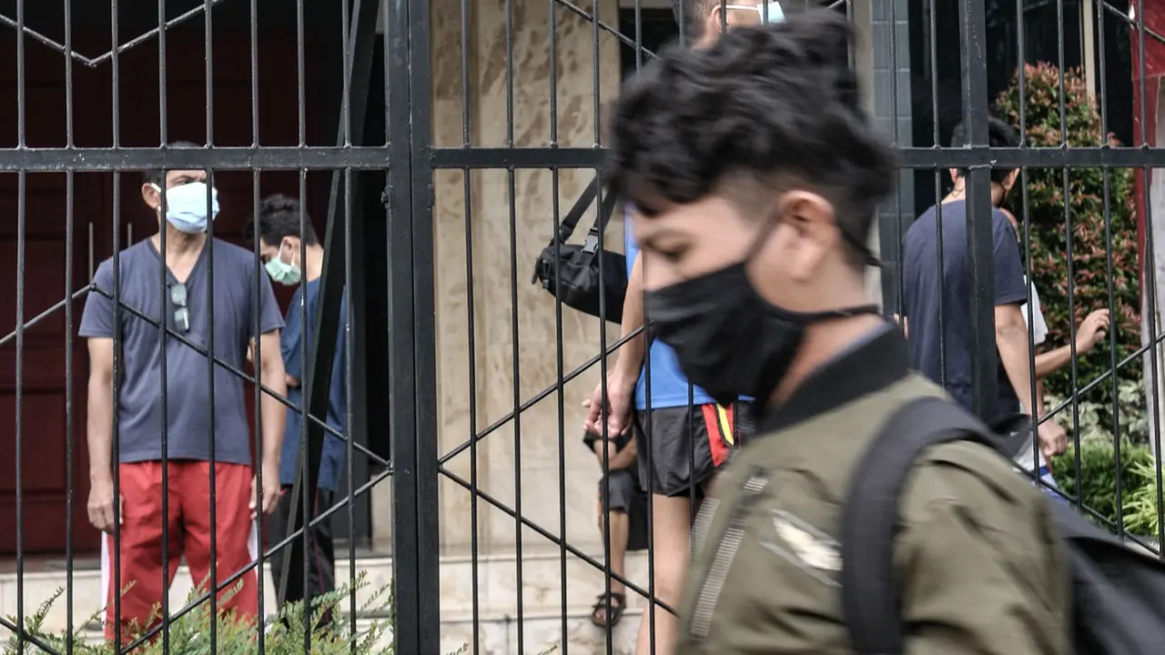 Aktivitas Pasien COVID-19 Jalani Isolasi Mandiri di Hotel