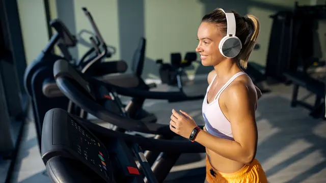 Perhatikan postur tubuh saat menggunakan treadmill
