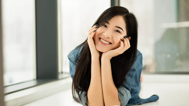 perempuan baik hati ramah manis