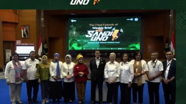 Menparekraf Sandiaga Uno dalam final episode The Weekly Brief with Sandi Uno, Senin 14 Oktober 2024.