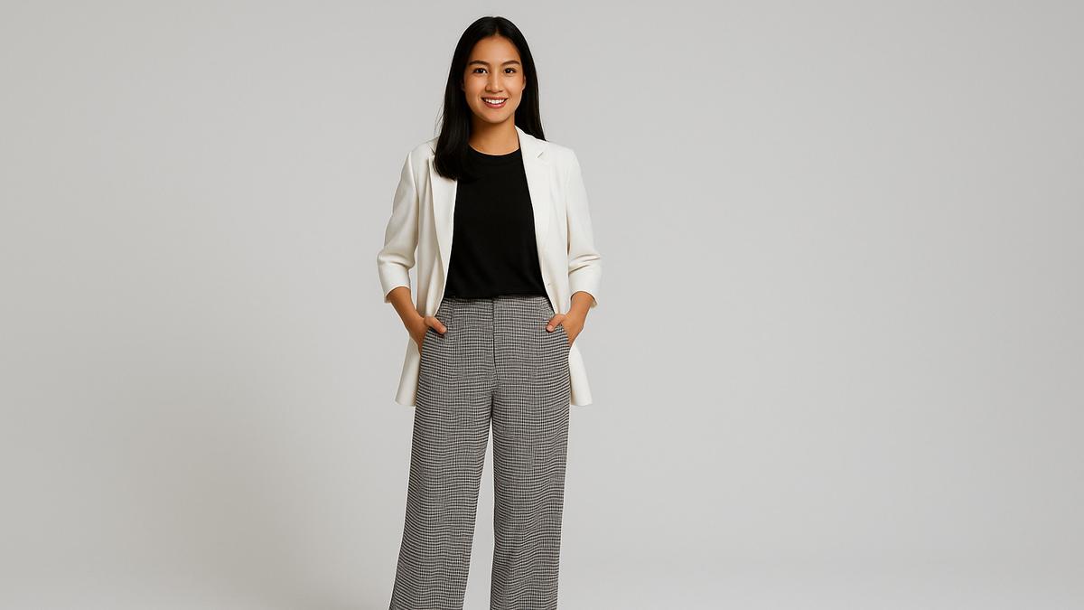 6 Outfit Monokrom Simpel dan Stylish 2025, Tampil Menawan saat Hangout