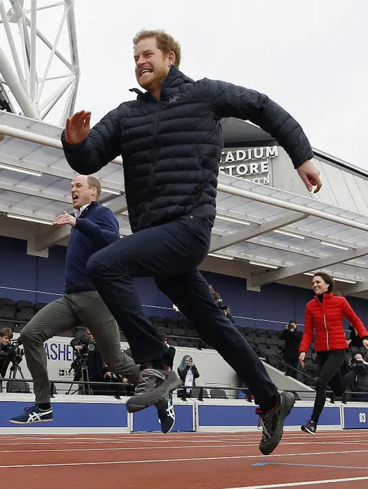 Melansir aceshowbiz.com, seorang sumber mengatakan Harry akan memulai membagi waktunya antara cinta dan karier. Termasuk Negara yang akan menjadi tempat tinggalnya nanti antara Canada, London, dan L.A. (AFP/Bintang.com)