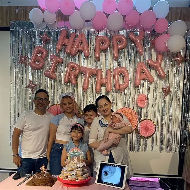Potret Perayaan Ulang Tahun Ke-8 Syanala, Anak Ketiga Mona Ratuliu dan Indra Brasco