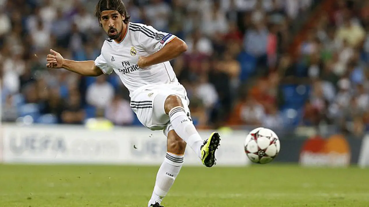 Chelsea Sediakan Dana Besar untuk Rekrut Khedira