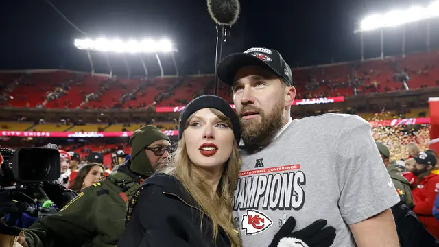 Taylor Swift Tunangan dengan Travis Kelce, Intip Kekayaannya
