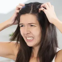 Cara-cara mudah ini efektif atasi permasalahan kulit kepala dan rambut berminyak.