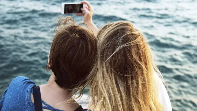 Ilustrasi Selfie. Kredit: Rawpixel via Pixabay