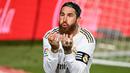 4. Sergio Ramos - Penampilan Sergio Ramos sangat luar biasa, ia memimpin skuat Real Madrid menjadi juara La Liga pada musim 2019-2020 ini. Torehan 11 gol membuat Ramos tercatat sebagai bek yang produktif dalam mencetak gol bagi Real Madrid di kompetisi La Liga. (AFP/Gabriel Bouys)