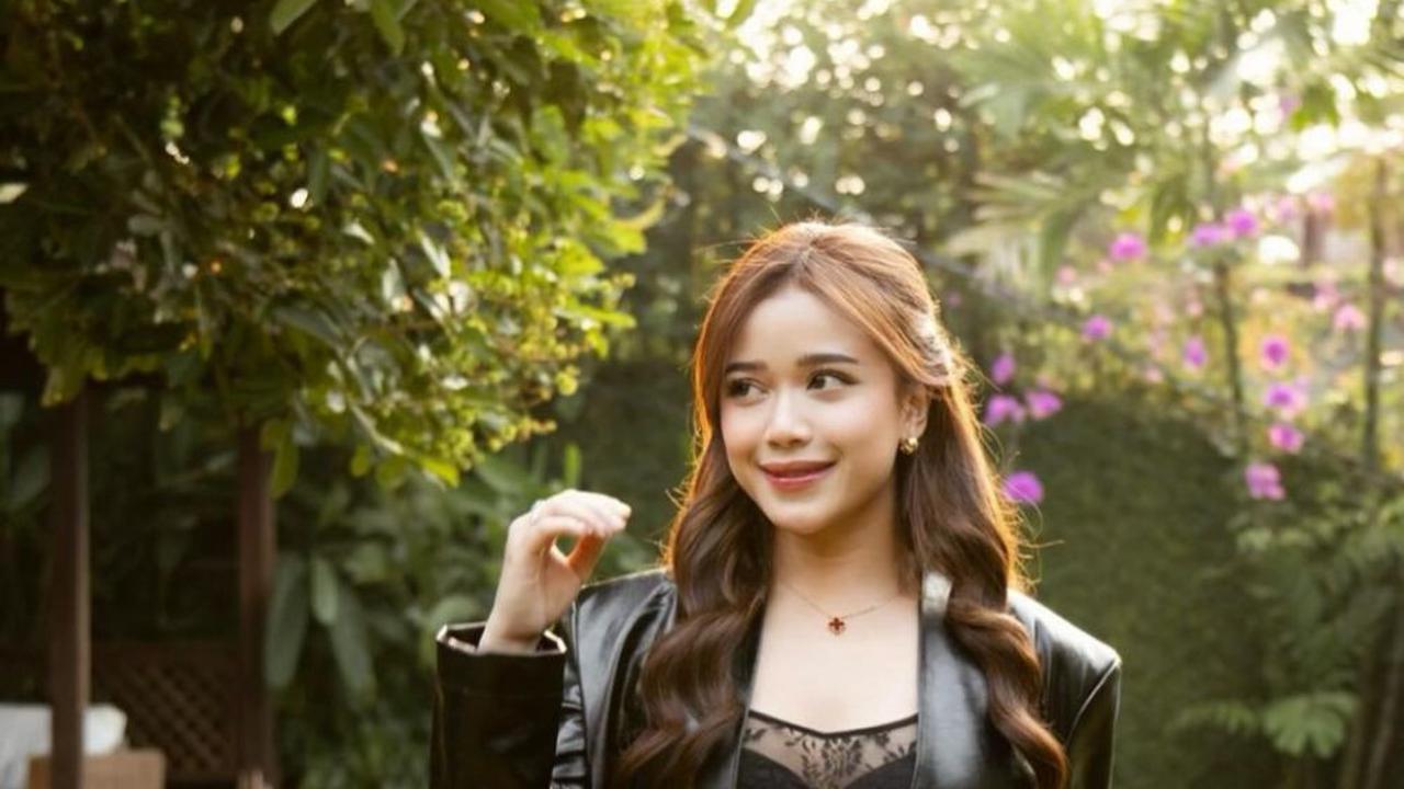 Perseteruan Awkarin dan Brisia Jodie Memanas, Dipicu oleh Pengambilan Water Heater