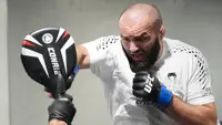 Kisah Shamil Gaziev: Dari Teknisi Listrik hingga Petarung UFC