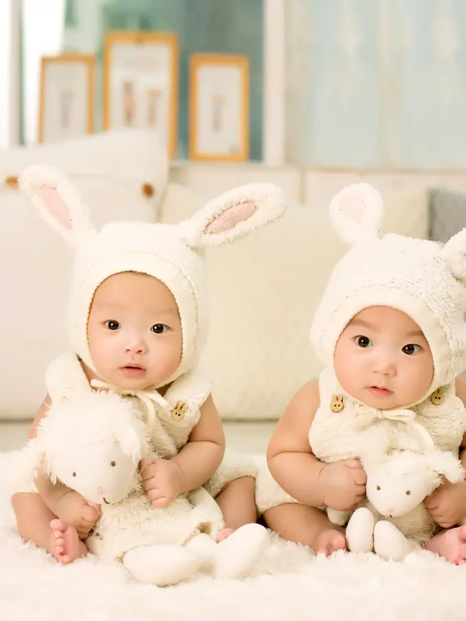 Cerita Wanita Melahirkan 9 Bayi Kembar, Sehari Habiskan 100 Popok