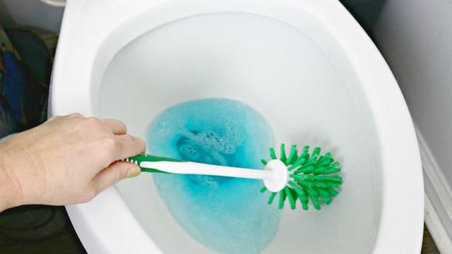 4 Kegunaan Obat Kumur Untuk Kebersihan