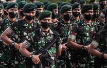 Kopral Bagyo Bawa Poster Bertulisan Ini, Bikin Salfok Netizen